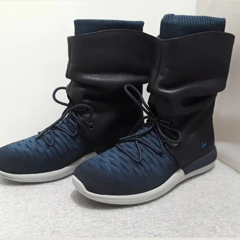 Nike Roshe Two Hi Flyknit Women's Size 5.5